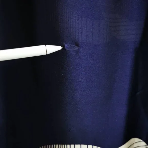 CHANEL BLUE SILK CC LOGO SHAWL - Picture 11 of 11